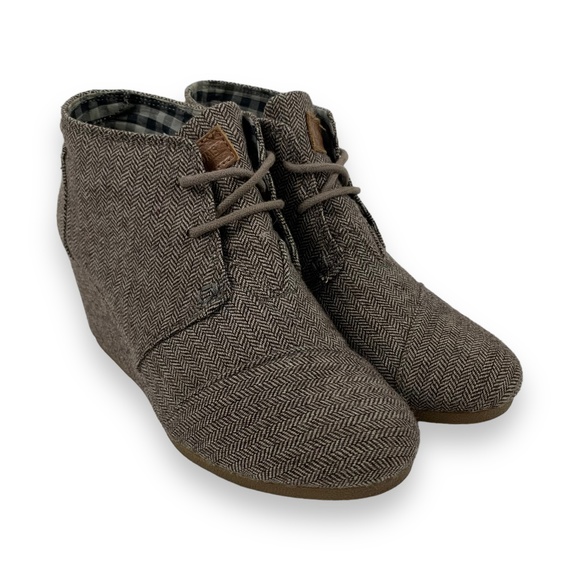 Toms Shoes - TOMS Brown Herringbone Wedge Lace Up Ankle Bootie